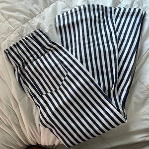 strip wide leg pants!